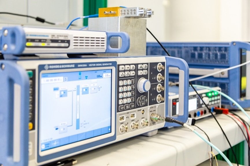 Rohde & Schwarz forscht gemeinsam mit den Fraunhofer-Instituten HHI und IAF an  6G im THz Frequenzbereich